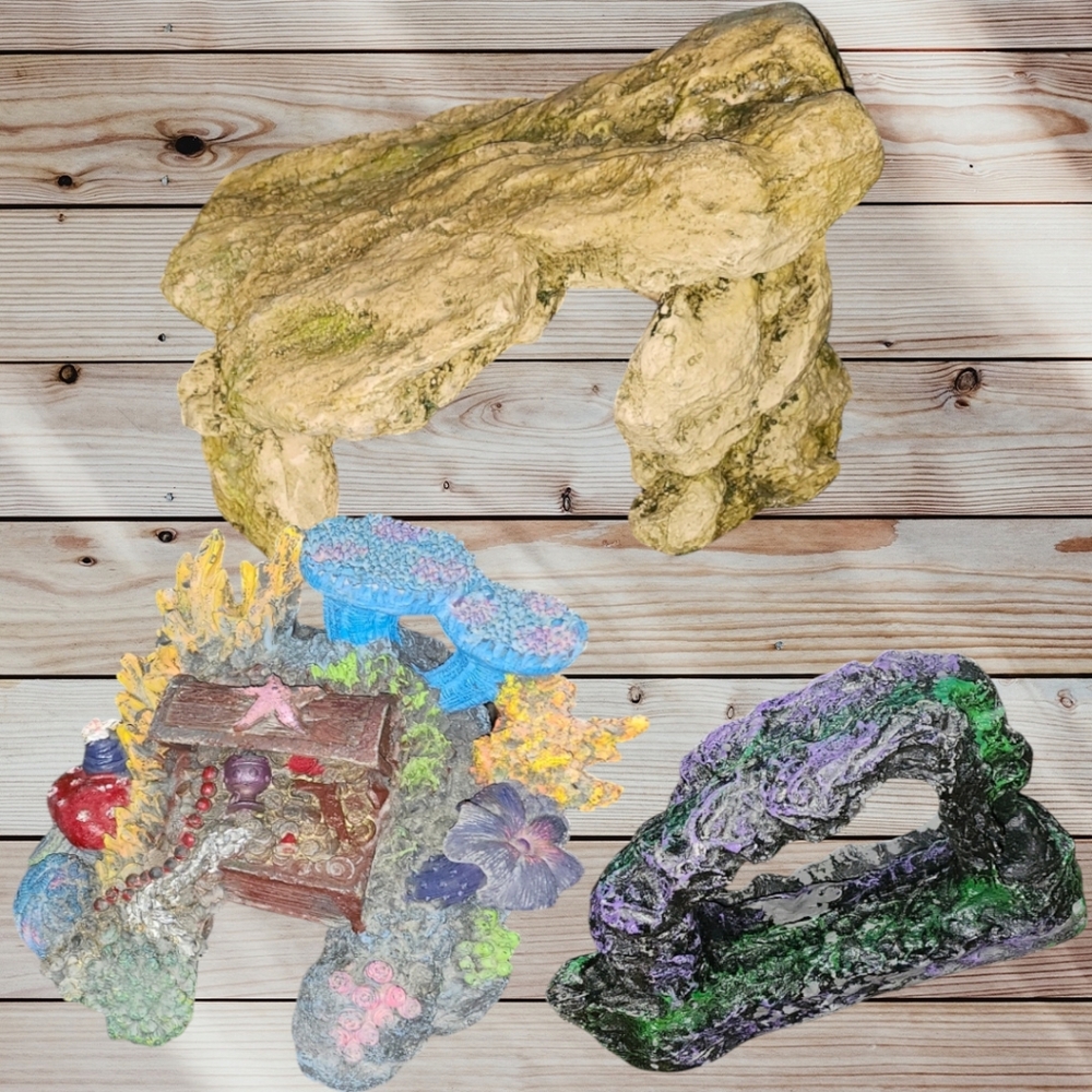 (3) Aquarium Decor Set LOT